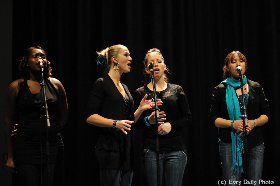 Evry Daily Photo - Telethon Evry 2010 - Concert Evry University Gospel - large - 5244043726.jpg